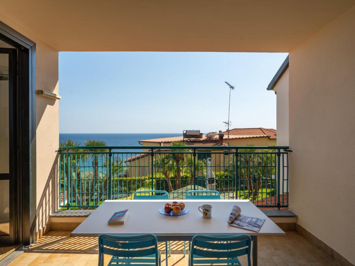 Apartment Le Margherite - Slr261 By Interhome Costarainera 外观 照片