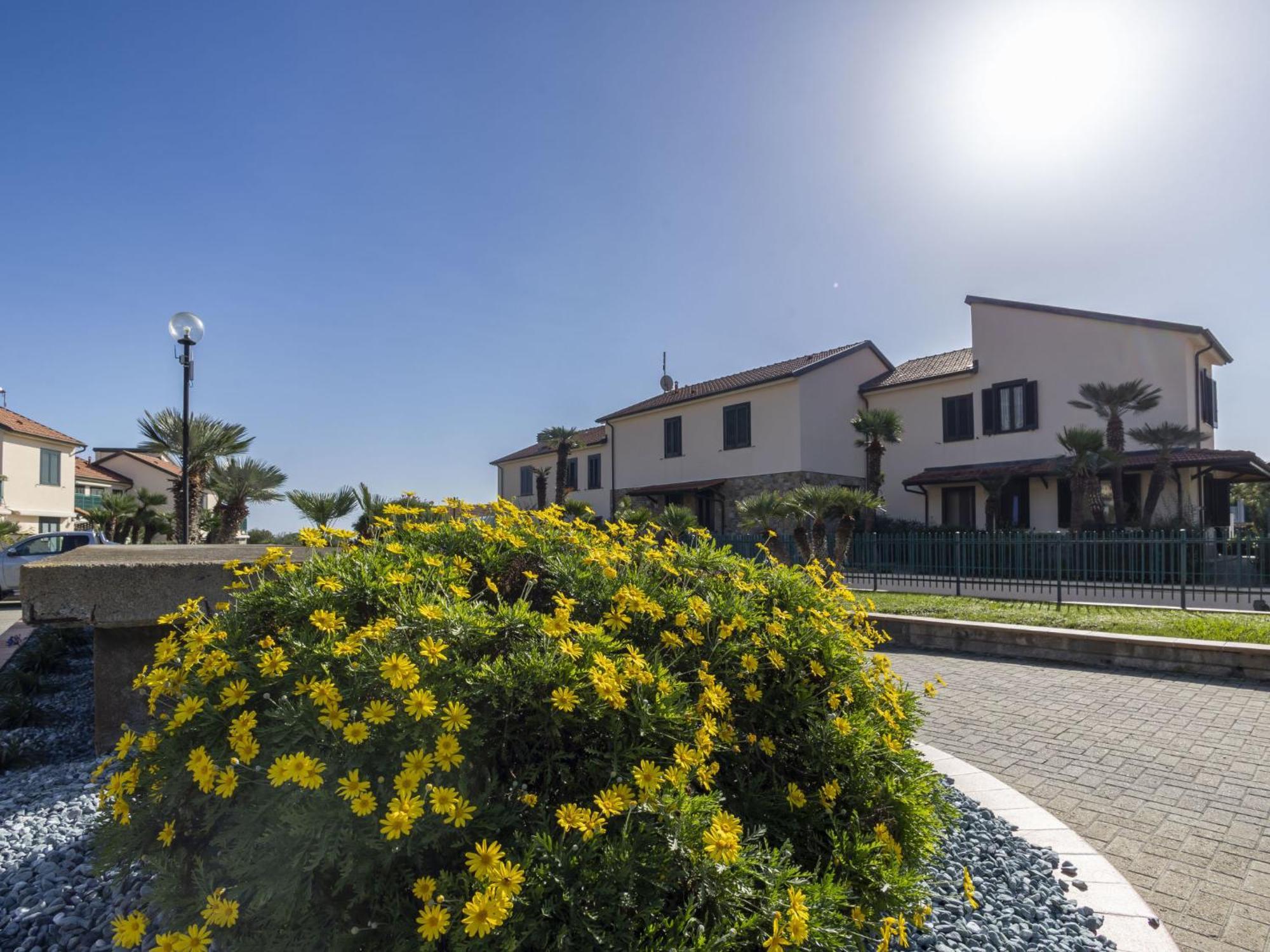 Apartment Le Margherite - Slr261 By Interhome Costarainera 外观 照片